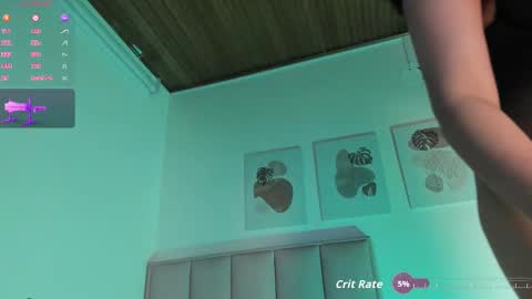 Snapshot of misss__luna chatting on December 20, 12:29 am Luna online show from December 20, 12:29 am