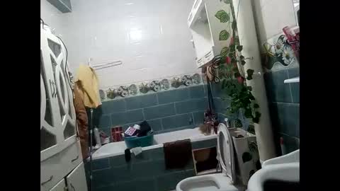 Snapshot of misss_slut chatting on June 5, 5:40 pm call me your slut online show from June 5, 5:40 pm
