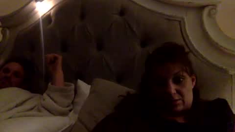 Snapshot of missshutterspeed chatting on January 12, 7:11 am Wifey online show from January 12, 7:11 am