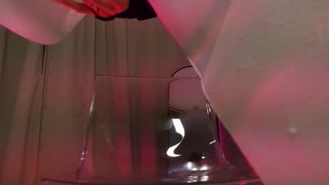 Medussa online show from March 9, 4:33 pm