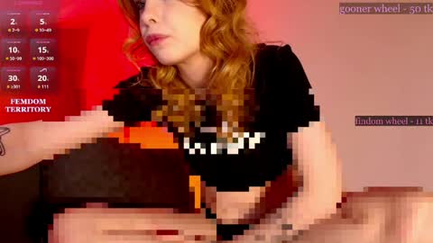 Snapshot of missslola chatting on May 19, 4:13 pm Misss Lola Angel online show from May 19, 4:13 pm