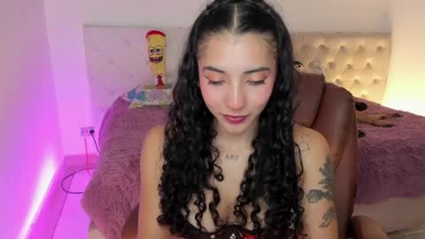 Snapshot of misstexass_ chatting on May 1, 8:13 pm Natalie Texass indepedent model online show from May 1, 8:13 pm