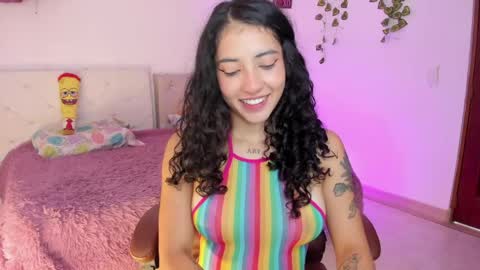 Snapshot of misstexass_ chatting on May 6, 4:01 pm Natalie Texass indepedent model online show from May 6, 4:01 pm