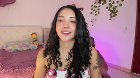 Snapshot of misstexass_ chatting on May 7, 4:45 pm Natalie Texass indepedent model online show from May 7, 4:45 pm