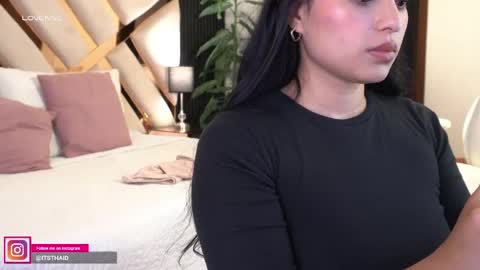 Fernanda Davila online show from May 8, 11:10 pm