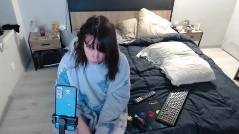 missthon online show from October 9, 11:08 am