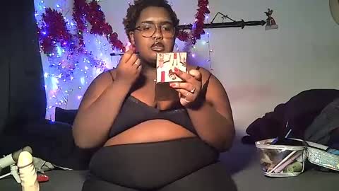 Snapshot of misstrezzkristina chatting on January 25, 3:09 am Misstrezzkristina online show from January 25, 3:09 am