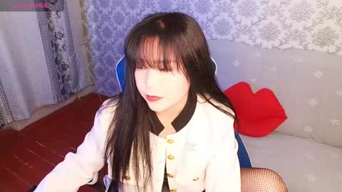 Val online show from October 7, 5:26 am