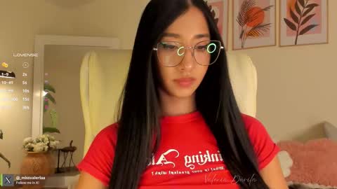 Snapshot of missvaleriaa chatting on December 3, 1:13 am Valeria Davila online show from December 3, 1:13 am
