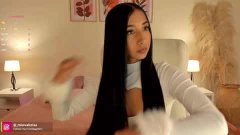 Snapshot of missvaleriaa chatting on February 2, 12:37 pm Valeria Davila online show from February 2, 12:37 pm