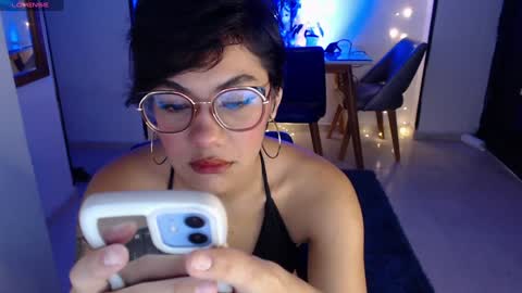 Snapshot of missvenuss chatting on January 17, 10:34 pm IG MISSVENUSS1 online show from January 17, 10:34 pm