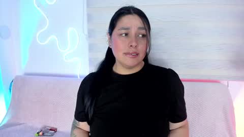 Pau OFmissweetpeach online show from October 22, 11:37 pm