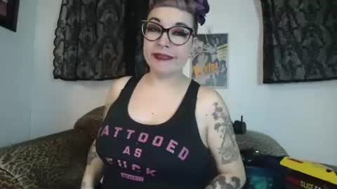 Missy Dee online show from November 27, 8:16 am