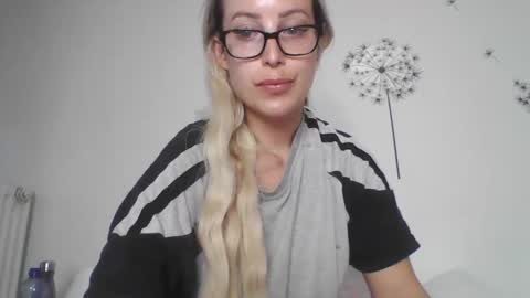 Snapshot of missy_matrix chatting on September 23, 7:44 am Missy matrix online show from September 23, 7:44 am