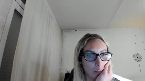 Snapshot of missy_matrix chatting on October 4, 7:01 pm Missy matrix online show from October 4, 7:01 pm