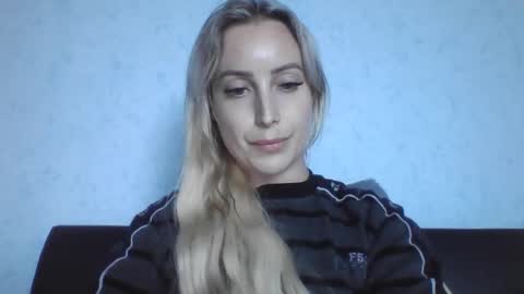 Snapshot of missy_matrix chatting on November 1, 1:35 pm Missy matrix online show from November 1, 1:35 pm