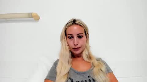 Missy matrix online show from March 22, 12:30 pm