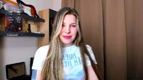Anya online show from August 3, 8:56 pm