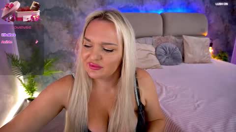 missyymarty online show from November 15, 8:55 am