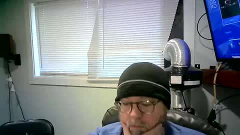 Snapshot of mister_happy567 chatting on January 12, 8:25 pm Mr. Happy online show from January 12, 8:25 pm