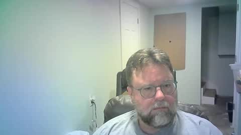 Snapshot of mister_happy567 chatting on March 2, 5:08 am Mr. Happy online show from March 2, 5:08 am