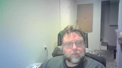 Snapshot of mister_happy567 chatting on March 4, 6:41 am Mr. Happy online show from March 4, 6:41 am