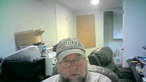 Snapshot of mister_happy567 chatting on March 20, 10:58 pm Mr. Happy online show from March 20, 10:58 pm