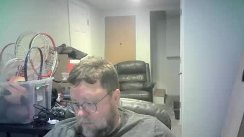 Snapshot of mister_happy567 chatting on April 20, 6:38 am Mr. Happy online show from April 20, 6:38 am