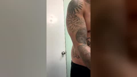 Snapshot of mister_nasty chatting on June 30, 8:54 pm mister_nasty online show from June 30, 8:54 pm