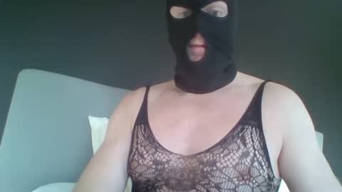 Snapshot of mister_tommm80 chatting on January 19, 1:48 pm mister_tommm80 online show from January 19, 1:48 pm