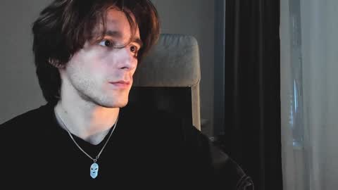 Snapshot of misterhult chatting on December 4, 11:30 am My name is Anton Bogatyrev online show from December 4, 11:30 am