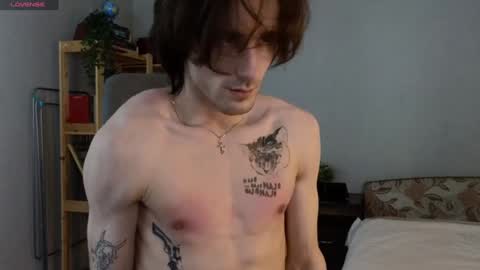 Snapshot of misterhult chatting on January 17, 11:38 am My name is Anton Bogatyrev online show from January 17, 11:38 am