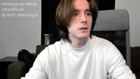 Snapshot of misterhult chatting on February 2, 1:52 pm My name is Anton Bogatyrev online show from February 2, 1:52 pm