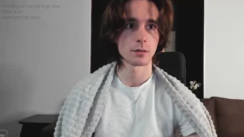 Snapshot of misterhult chatting on February 14, 4:09 pm My name is Anton Bogatyrev online show from February 14, 4:09 pm