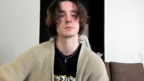 Snapshot of misterhult chatting on February 16, 2:43 pm My name is Anton Bogatyrev online show from February 16, 2:43 pm