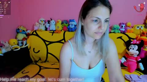 Iulia online show from May 15, 11:45 pm