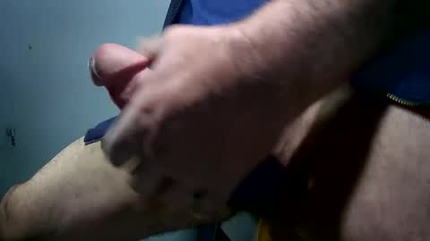 Snapshot of misterrugburn chatting on December 11, 3:37 pm Mister Rug Burn online show from December 11, 3:37 pm