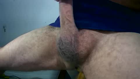 Snapshot of misterrugburn chatting on January 5, 7:07 pm Mister Rug Burn online show from January 5, 7:07 pm