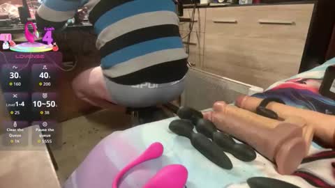 misteryman1956 online show from December 16, 8:25 pm