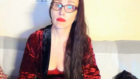 Victoria Eden online show from May 16, 7:23 pm