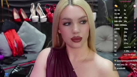 Darsy online show from February 10, 7:49 pm