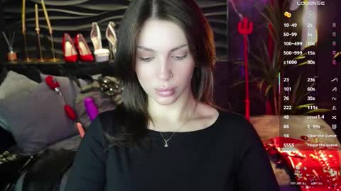 Darsy online show from October 21, 1:45 pm