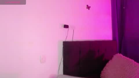 Snapshot of mistress_ditta2 chatting on February 9, 3:11 am online show from February 9, 3:11 am