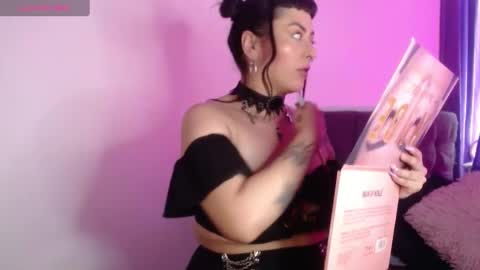 Snapshot of mistress_ditta2 chatting on February 13, 9:06 pm online show from February 13, 9:06 pm