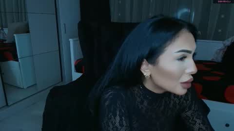 Snapshot of mistress_meryem chatting on April 21, 1:42 am mistress_meryem online show from April 21, 1:42 am