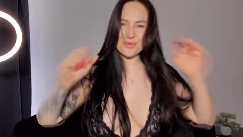 Snapshot of mistress_ninaohnina chatting on March 7, 6:43 am Mistress Nina online show from March 7, 6:43 am