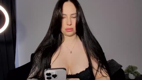 Snapshot of mistress_ninaohnina chatting on March 8, 5:00 am Mistress Nina online show from March 8, 5:00 am