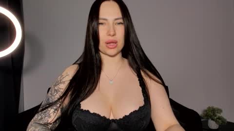 Snapshot of mistress_ninaohnina chatting on March 8, 5:06 pm Mistress Nina online show from March 8, 5:06 pm
