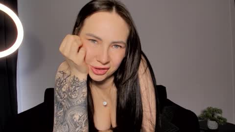Snapshot of mistress_ninaohnina chatting on March 9, 5:11 am Mistress Nina online show from March 9, 5:11 am