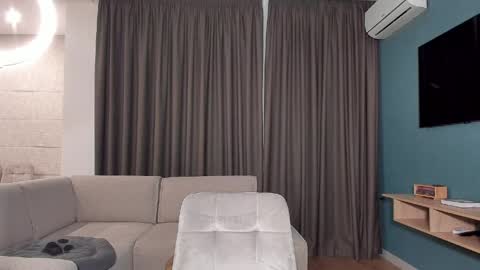 Snapshot of mistress_ninaohnina chatting on April 3, 8:40 pm Mistress Nina online show from April 3, 8:40 pm